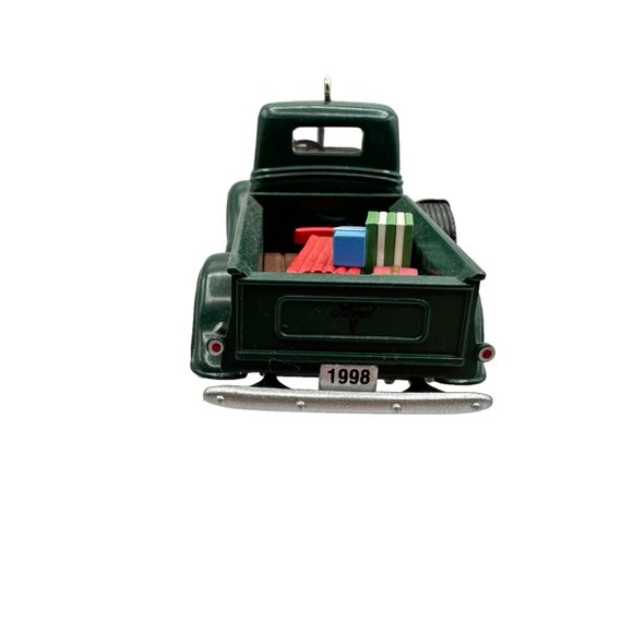 Hallmark Keepsake Ornament 1937 Ford V 8 All American Trucks 1998 Vintage - Picture 7 of 11